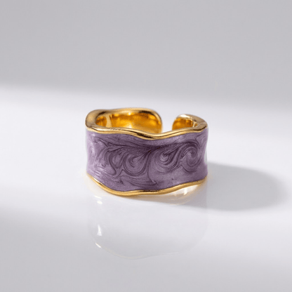Anel vintage artesanal ajustável da Rose & Oliver com design artístico e detalhes únicos em estilo retrô.