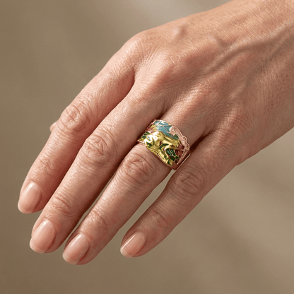 Ring Rose Gold Timeless Ornate von Rose & Oliver mit aufwändigen Details in Roségold und feiner Verarbeitung.
