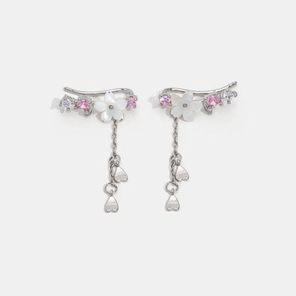 Aretes de flor de cerezo Rose & Oliver con detalles en cristal, estilo delicado y femenino, pendientes de flor de cerezo.